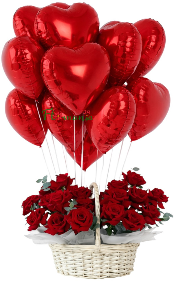 Букет «Сердце Франции» с шарами и французскими розами